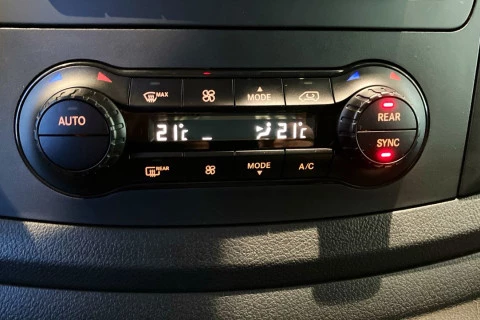 Mercedes-Benz eVito e-Vito 129 Tourer Pro Larga