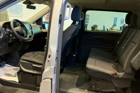 Mercedes-Benz eVito e-Vito 129 Tourer Pro Larga