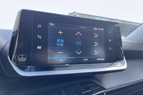 Peugeot 2008 Allure Puretech 130 S&S EAT8