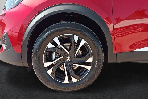 Peugeot 2008 Allure Puretech 130 S&S EAT8