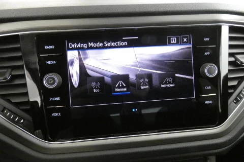 Volkswagen T-Roc   1.5 TSI Advance Style DSG7