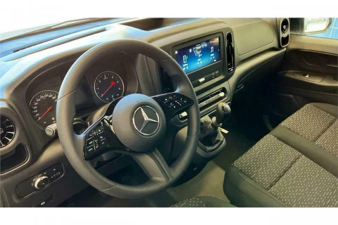 Mercedes-Benz Vito 110 CDI FURGON BASE