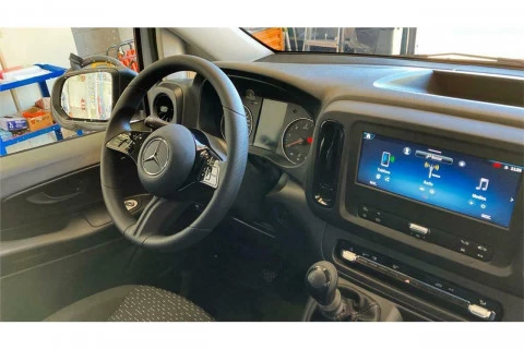 Mercedes-Benz Vito 110 CDI FURGON BASE