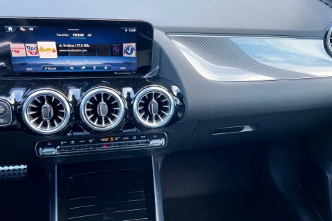 Mercedes-Benz GLA GLA 200 D