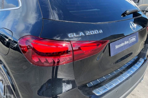Mercedes-Benz GLA GLA 200 D