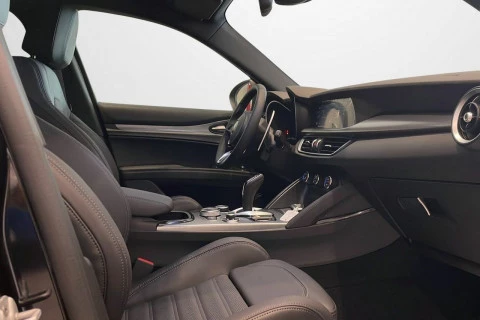 Alfa Romeo Stelvio 2.2 Diésel 118kW (160CV) Veloce