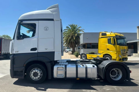 Mercedes-Benz Actros 1845 LS