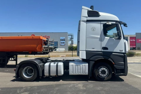 Mercedes-Benz Actros 1845 LS