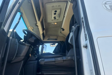 Mercedes-Benz Actros 1845 LS