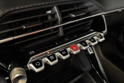 Peugeot 2008 Style Gasolina 100 S&S 6 Vel. MAN