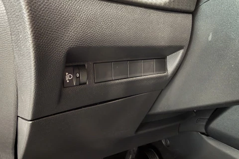 Peugeot 2008 Style Gasolina 100 S&S 6 Vel. MAN