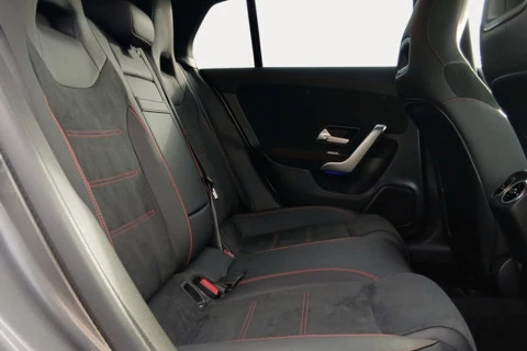 Mercedes-Benz CLA CLA 200 D DCT Shooting Brake