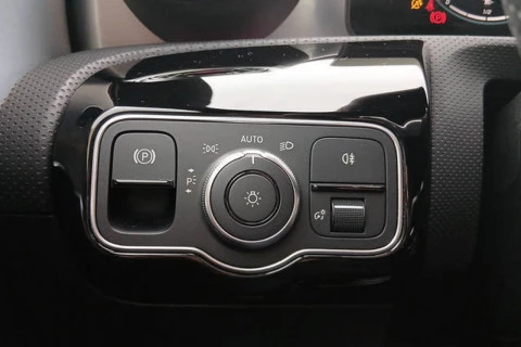 Mercedes-Benz CLA CLA 200 D DCT Shooting Brake