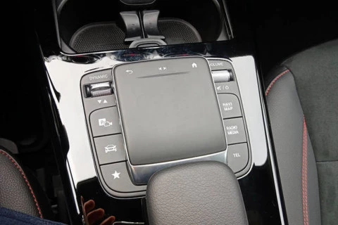 Mercedes-Benz CLA CLA 200 D DCT Shooting Brake