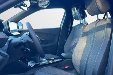 Peugeot 2008 Allure Gasolina 100 S&S 6 Vel. MAN