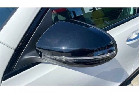 Mercedes-Benz GLB GLB 200 d 4MATIC