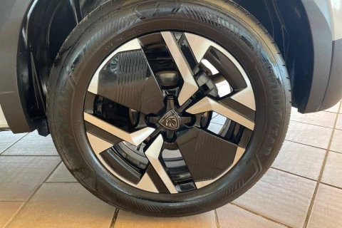 Peugeot 2008 Allure Puretech 100 S&S 6 Vel. MAN