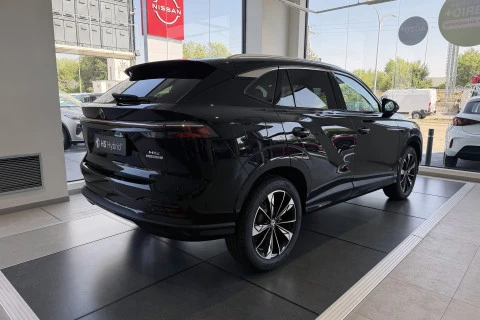MG HS 1.5 Hybrid+ Luxury