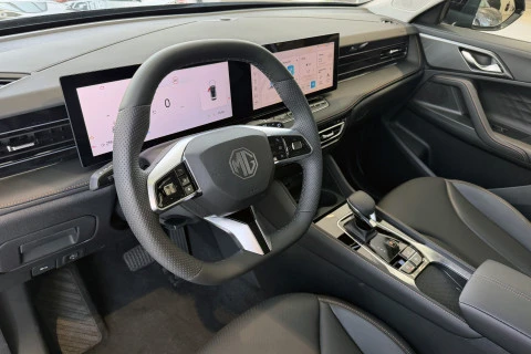MG HS 1.5 Hybrid+ Luxury