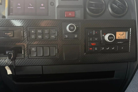 Renault T 480