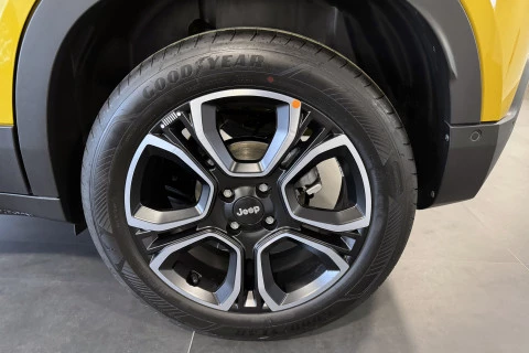 Jeep Avenger BEV 115kW (156CV) Summit