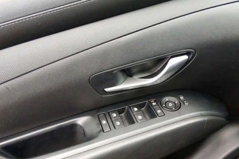Hyundai Tucson 1.6T HEV Klass AT 158 kW (215 CV)