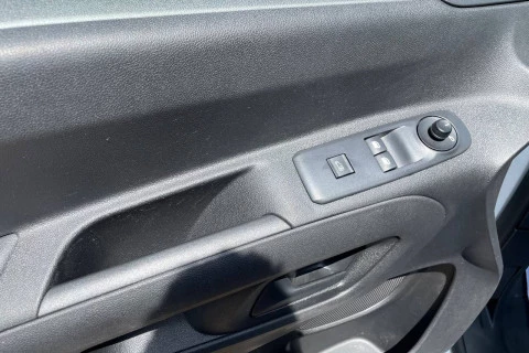 Peugeot Partner Standard 600kg BlueHDi 73kW