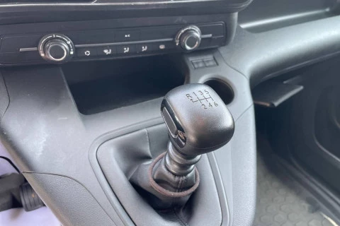 Peugeot Partner Standard 600kg BlueHDi 73kW