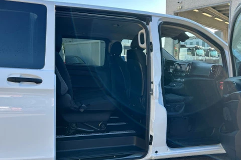Mercedes-Benz Vito 114CDI AT 100kW Tourer Select Larga