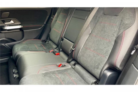 Mercedes-Benz GLB GLB 200 d 4MATIC