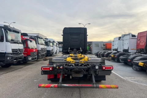 Mercedes-Benz Actros 2553 L BDF