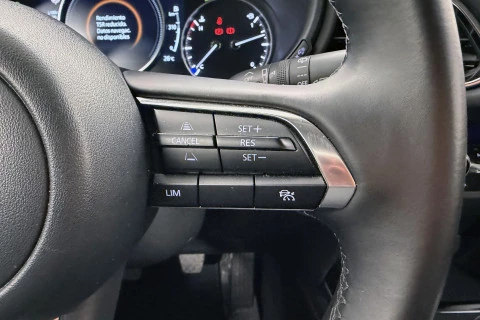 Mazda CX-30 e-SKYACTIV G Homura