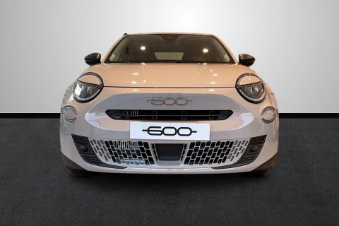 Fiat 600 600e Pop 54kwh 115kw (156cv)