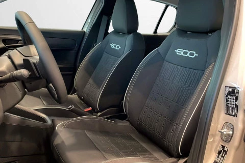 Fiat 600 600e Pop 54kwh 115kw (156cv)