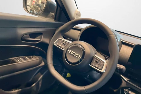 Fiat 600 600e Pop 54kwh 115kw (156cv)