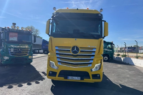 Mercedes-Benz Actros 1858 LS