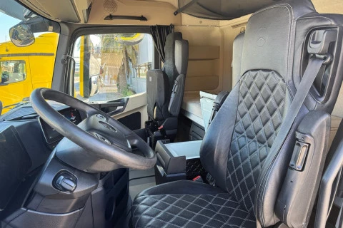 Mercedes-Benz Actros 1858 LS