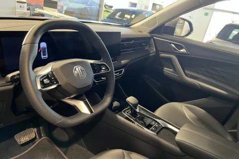 MG HS 1.5T PLUG IN HYBRID LUXURY