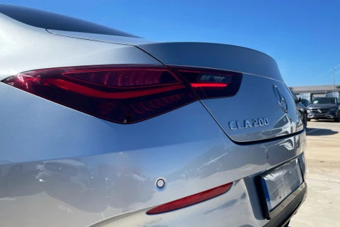 Mercedes-Benz CLA CLA 200