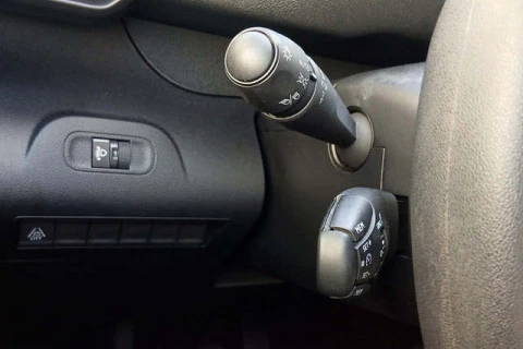 Peugeot Rifter Active Pack Business Standard BlueHDi 73 kW (100 CV)