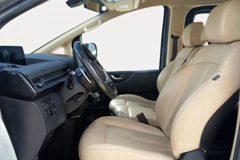 Hyundai Staria 2.2 CRDI Tecno 9S Auto 130 kW (177 CV)