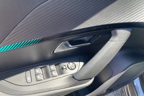 Peugeot 2008 Allure Pack Puretech 130 S&S EAT8