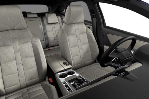 DS 7 PLUG-IN HYBRID 225 ÉTOILE