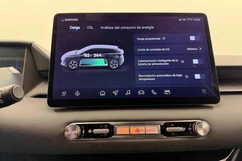 MG4 64kWh Luxury