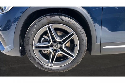 Mercedes-Benz GLA GLA 200 D