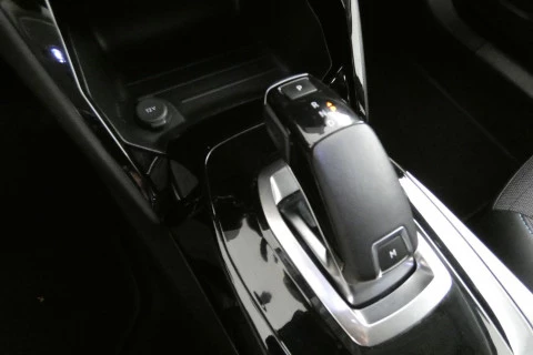 Peugeot 2008  Diesel  1.5BlueHDi S&S Allure EAT8 130