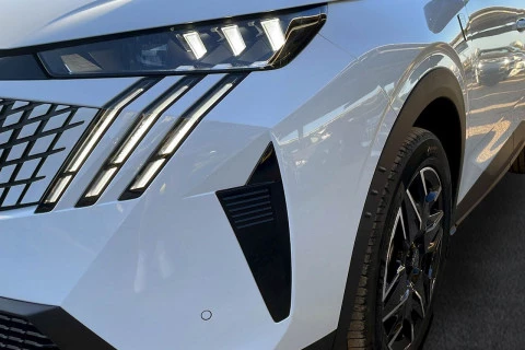 Peugeot 5008 Plug-in Hybrid 1.6 143KW GT Exclusive e-DCS7