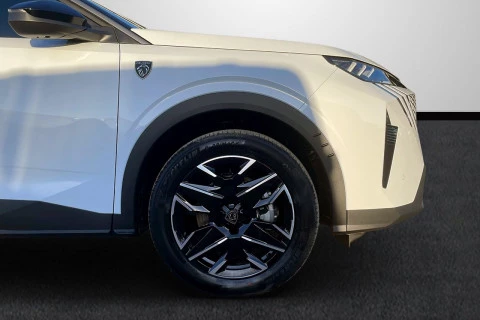 Peugeot 5008 Plug-in Hybrid 1.6 143KW GT Exclusive e-DCS7