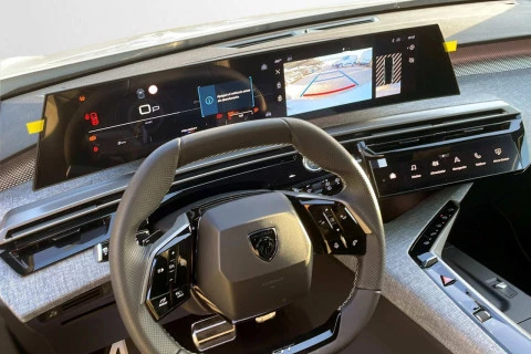 Peugeot 5008 Plug-in Hybrid 1.6 143KW GT Exclusive e-DCS7