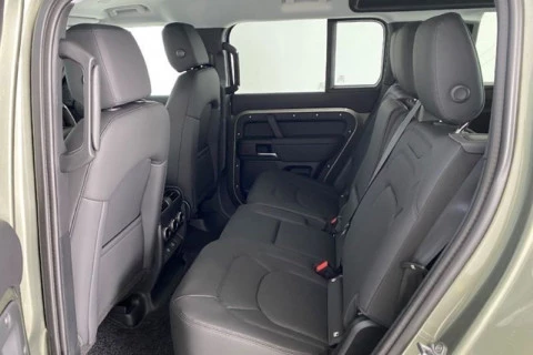 Land Rover Defender 110 3.0D I6 MHEV S 4WD Auto 183 kW (249 CV)